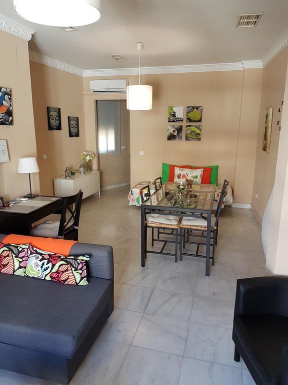 Apartamento Venecia Arenal Севиля Екстериор снимка